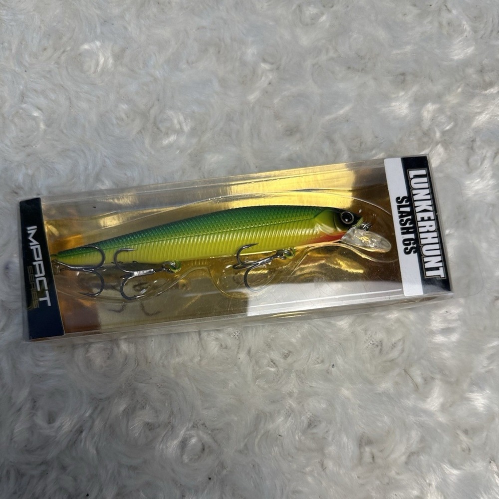 Lunkerhunt Impact Slash 65 Suspending Crankbait Green/Yellow 4.3in 1/2oz